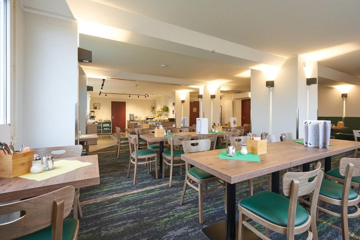 Hotel Anhalt Brehna Eksteriør bilde